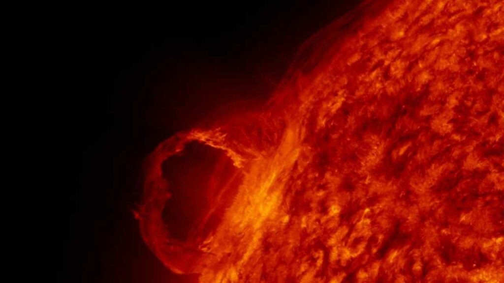 The source of solar particles that could threaten the Earth has been identified