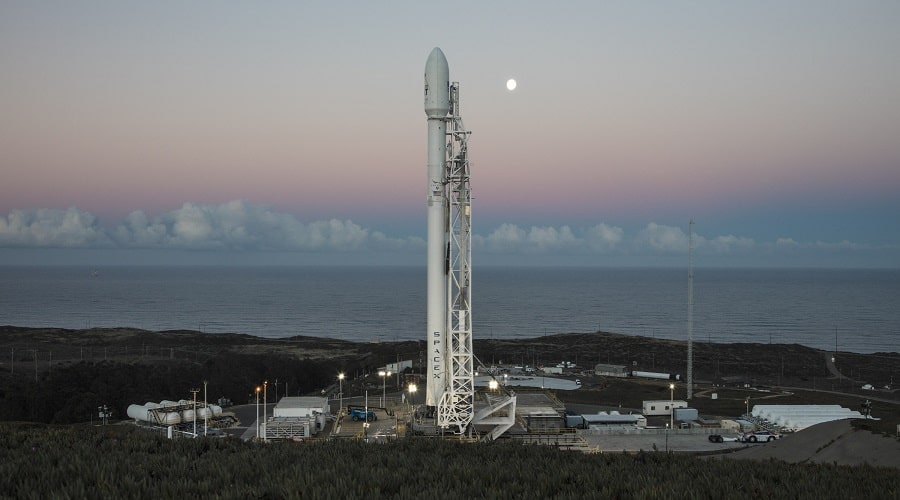 SpaceX πυραύλου φεγγάρι