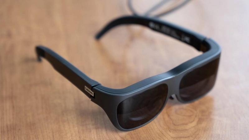 Lenovo Glasses T1: A big screen in your pocket