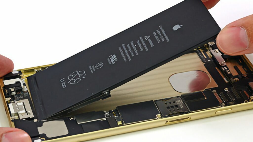 Apple: Αύξηση τιμής της αντικατάστασης μπαταρίας iPhone