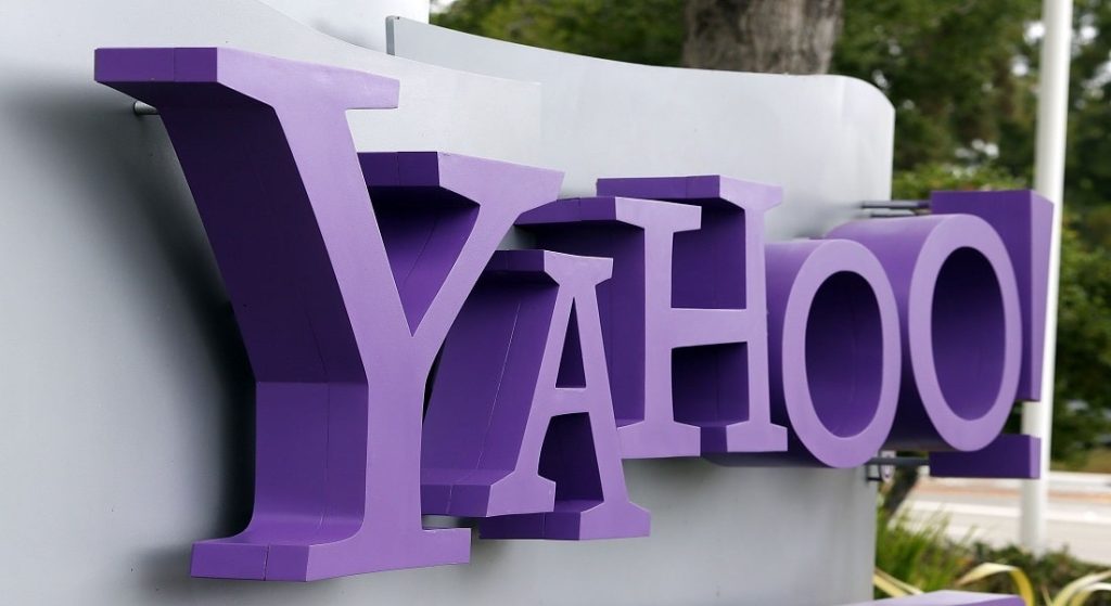 Yahoo απολύσεις